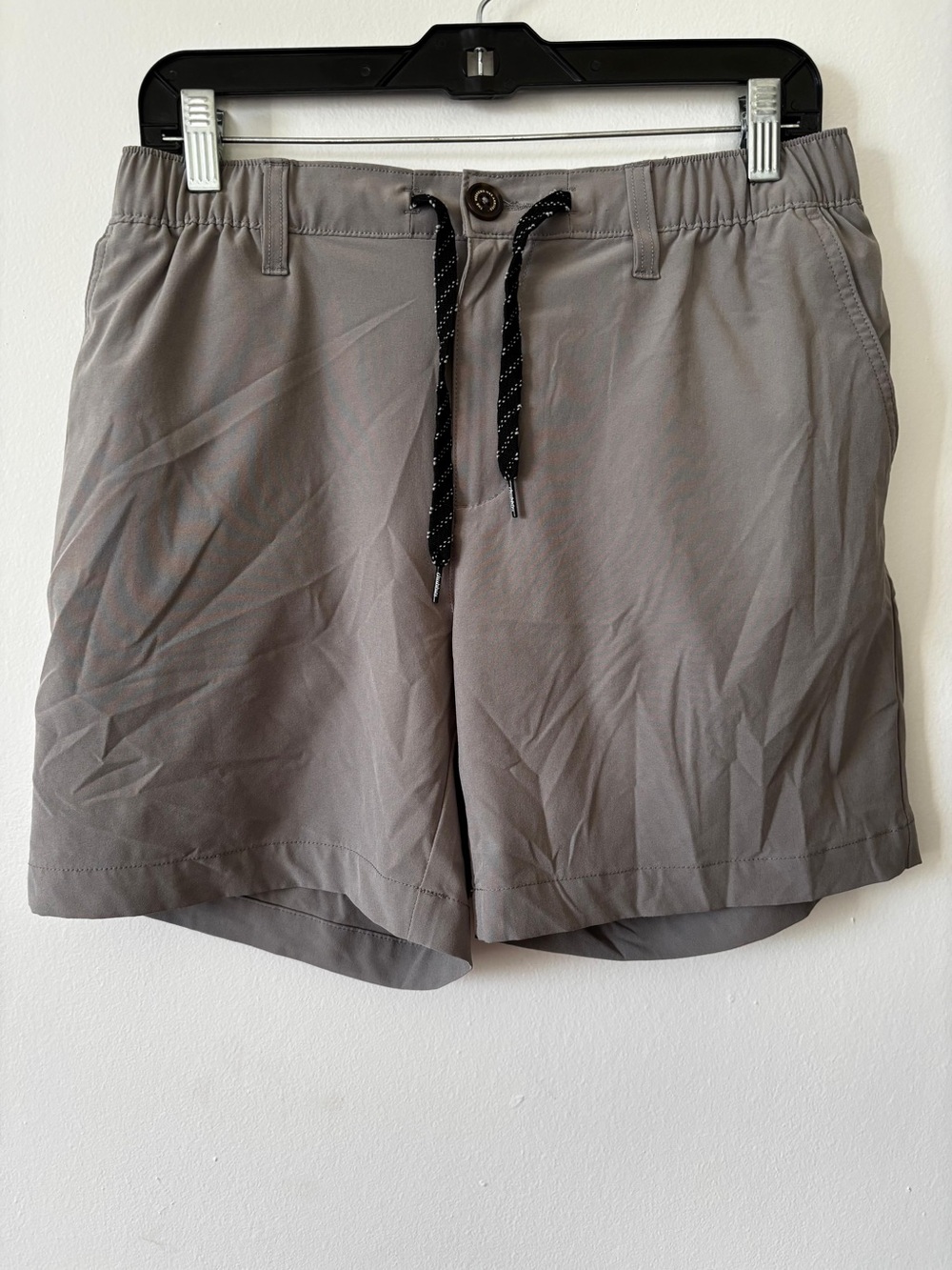 chubbies Gray Elastic Waist Cargo Shorts with Drawstring Cord